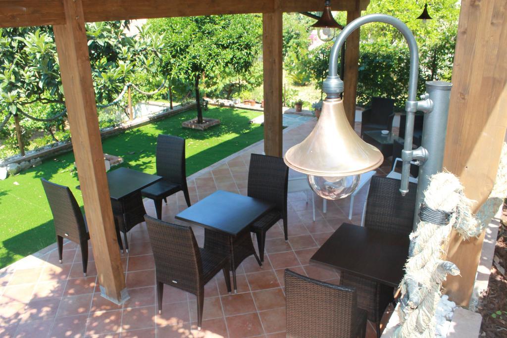 Bed and Breakfast Meuble Leonetti Centola Exteriér fotografie