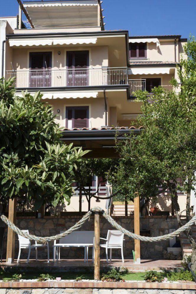 Bed and Breakfast Meuble Leonetti Centola Exteriér fotografie